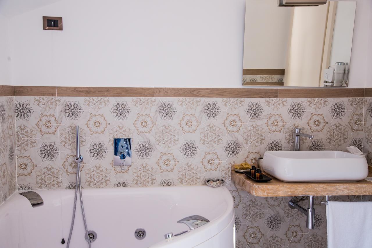 Hotel Tenuta D'ausilio 4*